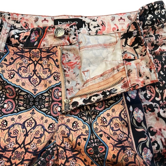 Bebe Folklore Print Skinny Jeans - Picture 11 of 14